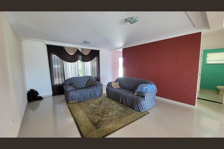 Casa de condomínio para alugar com 300m², 3 quartos e 4 vagas Casa de condomínio para alugar com 300m², 3 quartos e 4 vagasSala