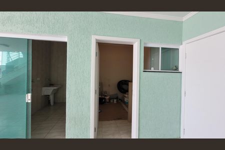 Casa de condomínio para alugar com 300m², 3 quartos e 4 vagas Casa de condomínio para alugar com 300m², 3 quartos e 4 vagasQuarto serviço