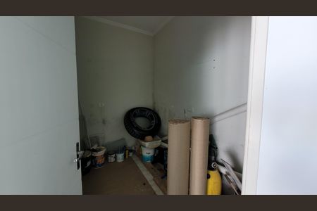 Casa de condomínio para alugar com 300m², 3 quartos e 4 vagas Casa de condomínio para alugar com 300m², 3 quartos e 4 vagasQuarto serviço