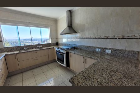 Casa de condomínio para alugar com 300m², 3 quartos e 4 vagas Casa de condomínio para alugar com 300m², 3 quartos e 4 vagasCozinha
