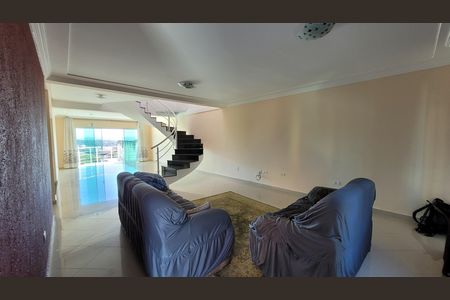 Casa de Condomínio para alugar com 3 quartos, 300m² em Vila Monte Belo, Itaquaquecetuba