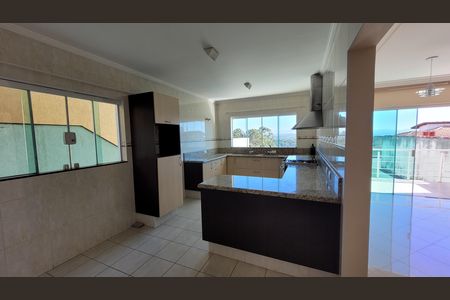 Casa de condomínio para alugar com 300m², 3 quartos e 4 vagas Casa de condomínio para alugar com 300m², 3 quartos e 4 vagasCozinha
