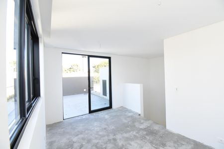 Casa de condomínio à venda com 136m², 3 quartos e 2 vagasÁtico