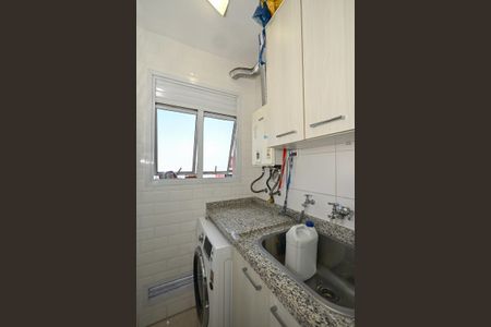 Área de Serviço  de apartamento para alugar com 3 quartos, 68m² em Vila Suzana, São Paulo