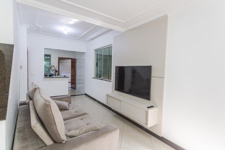Sala 1 de casa à venda com 3 quartos, 111m² em Nova Vista, Belo Horizonte