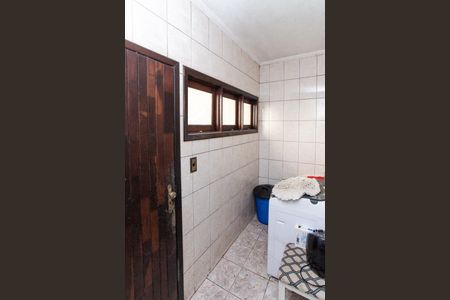 Área de Serviço de casa para alugar com 2 quartos, 210m² em Furnas, São Paulo