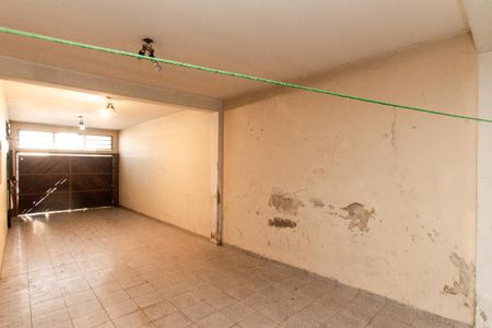 Garagem de casa para alugar com 2 quartos, 180m² em Furnas, São Paulo