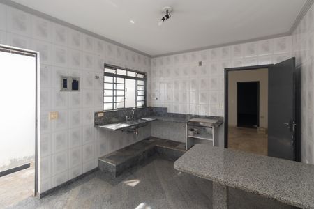 Cozinha de casa para alugar com 2 quartos, 65m² em Tremembé, São Paulo