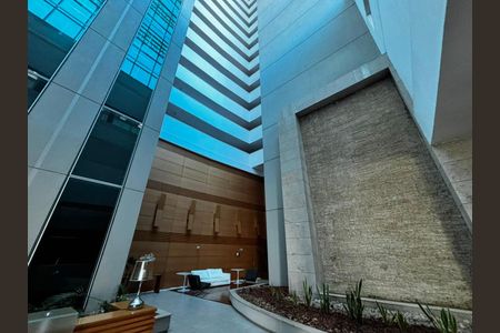 Apartamento para alugar com 74m², 2 quartos e sem vaga