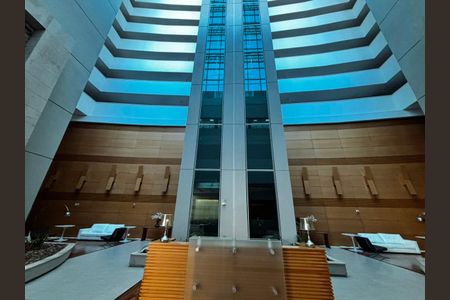 Apartamento para alugar com 74m², 2 quartos e sem vaga