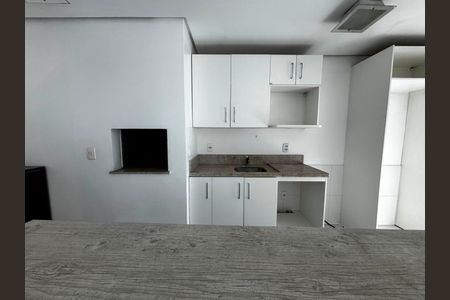 Apartamento para alugar com 74m², 2 quartos e sem vaga