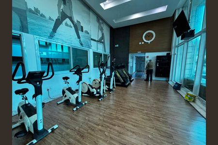 Apartamento para alugar com 74m², 2 quartos e sem vaga