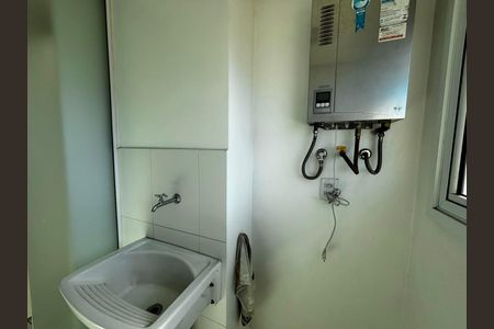 Apartamento para alugar com 74m², 2 quartos e sem vaga