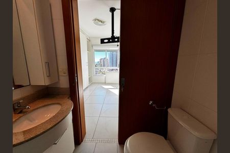 Apartamento para alugar com 74m², 2 quartos e sem vaga