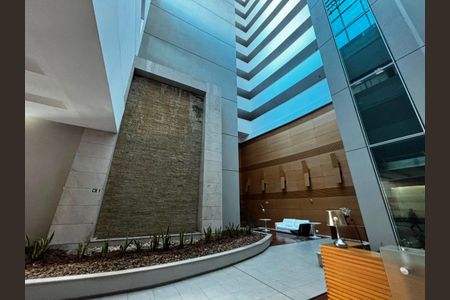Apartamento para alugar com 74m², 2 quartos e sem vaga