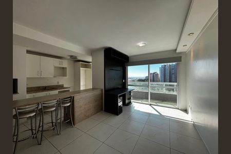 Apartamento para alugar com 74m², 2 quartos e sem vaga