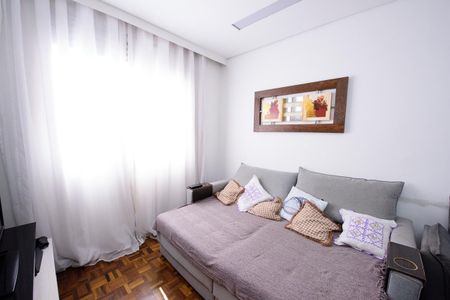 Sala de apartamento à venda com 3 quartos, 65m² em Camargos, Belo Horizonte