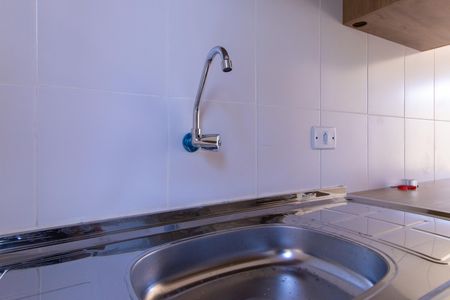 Casa de condomínio para alugar com 48m², 2 quartos e 1 vaga Casa de condomínio para alugar com 48m², 2 quartos e 1 vagaCozinha - Torneira