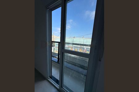 Foto 12 de casa à venda com 3 quartos, 90m² em Vila Ivone, São Paulo