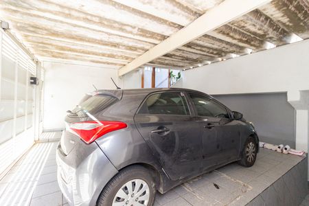 Garagem de casa à venda com 4 quartos, 270m² em Jardim Almanara, São Paulo