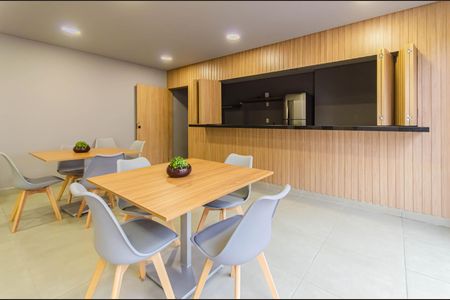 Studio para alugar com 32m², 1 quarto e 1 vaga Studio para alugar com 32m², 1 quarto e 1 vagaÁrea comum - Salão de festas