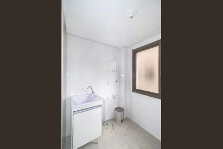Área de serviço de apartamento para alugar com 1 quarto, 49m² em Santana, Porto Alegre