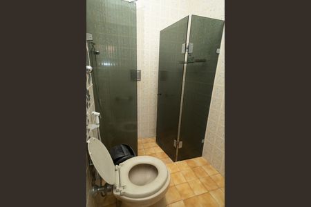 banheiro 2 de casa à venda com 3 quartos, 400m² em Campo Grande, Rio de Janeiro