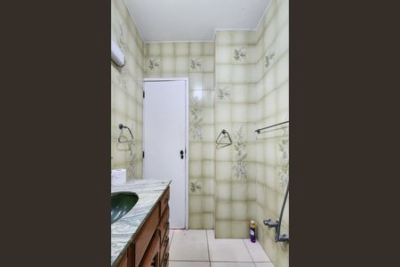 Apartamento para alugar com 57m², 2 quartos e sem vaga Apartamento para alugar com 57m², 2 quartos e sem vagaBanheiro
