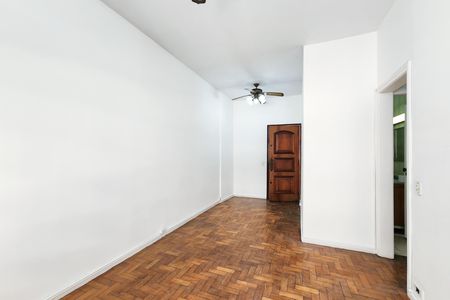 Apartamento para alugar com 57m², 2 quartos e sem vaga Apartamento para alugar com 57m², 2 quartos e sem vagaSala