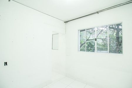 Casa para alugar com 2 quartos, 65m² em Jardim Bandeirantes, São Paulo