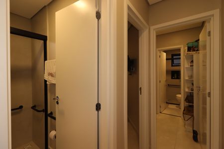Corredor de apartamento à venda com 2 quartos, 53m² em Jardim Santo Alberto, Santo André