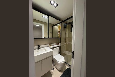 Banheiro de apartamento à venda com 2 quartos, 60m² em Ouro Preto, Belo Horizonte