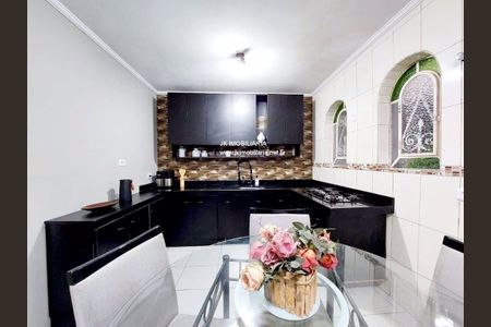 Casa à venda com 4 quartos, 314m² em Jardim Guapira, São Paulo
