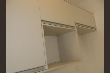 Cozinha de apartamento para alugar com 1 quarto, 40m² em Jardim Avelino, São Paulo