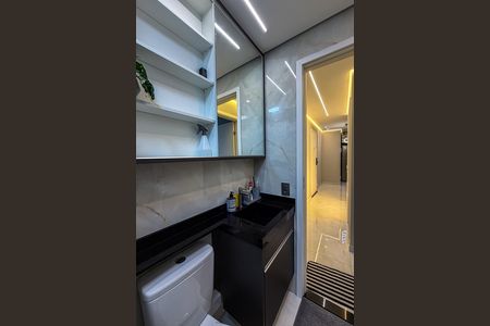 Apartamento à venda com 44m², 2 quartos e sem vaga Apartamento à venda com 44m², 2 quartos e sem vagaBanheiro