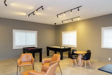 Apartamento à venda com 44m², 2 quartos e sem vaga Apartamento à venda com 44m², 2 quartos e sem vagaSalão de jogos