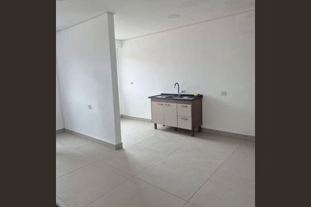 Casa para alugar com 2 quartos, 47m² em Jardim Santa Mena, Guarulhos