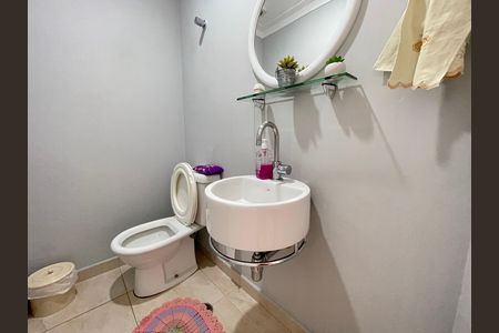 Apartamento para alugar com 134m², 3 quartos e 2 vagasBanheiro 3