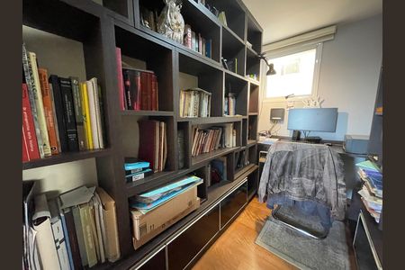 Apartamento para alugar com 134m², 3 quartos e 2 vagasEscritório