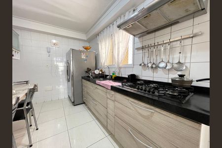 Apartamento para alugar com 134m², 3 quartos e 2 vagasCozinha