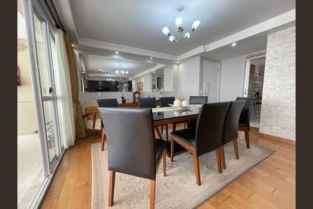 Apartamento para alugar com 134m², 3 quartos e 2 vagasSala