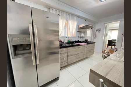 Apartamento para alugar com 134m², 3 quartos e 2 vagasCozinha
