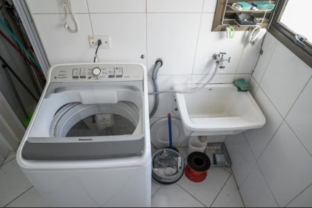 Apartamento para alugar com 67m², 2 quartos e 1 vagaÁrea de Serviço