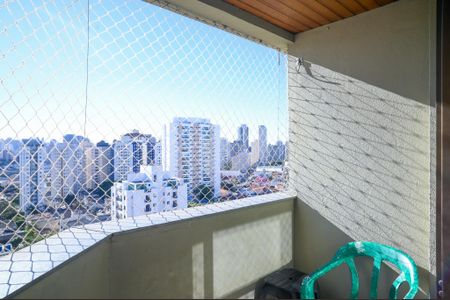 Apartamento para alugar com 67m², 2 quartos e 1 vagaVaranda
