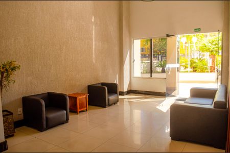 Apartamento para alugar com 65m², 2 quartos e 1 vaga Apartamento para alugar com 65m², 2 quartos e 1 vagaHall social