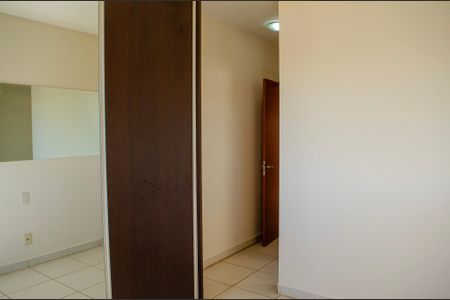 Suíte de apartamento para alugar com 2 quartos, 65m² em Vila Jaragua, Goiânia