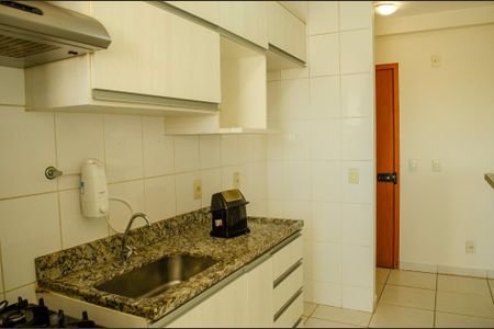 Cozinha de apartamento para alugar com 2 quartos, 65m² em Vila Jaragua, Goiânia