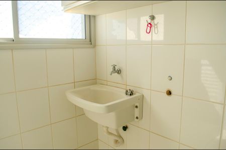 Área de Serviço de apartamento para alugar com 2 quartos, 65m² em Vila Jaragua, Goiânia