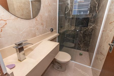 Banheiro do Piso Térreo de casa à venda com 2 quartos, 82m² em Jardim Humaita, São Paulo