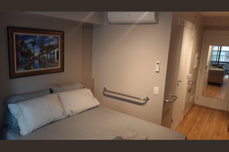 Sala/Quarto de kitnet/studio à venda com 1 quarto, 26m² em Vila Clementino, São Paulo